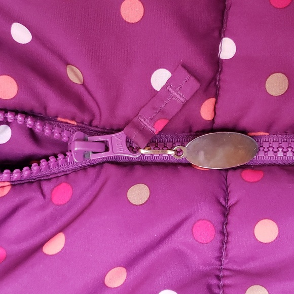 Girls Puffer Vest - Picture 4 of 4